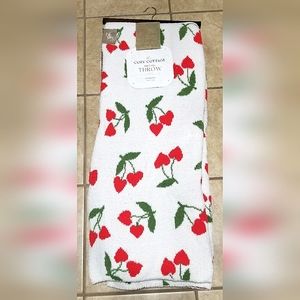 The Cozy Cottage Valentine's Heart Cherries 50 x 70" Knitted Throw Blanket